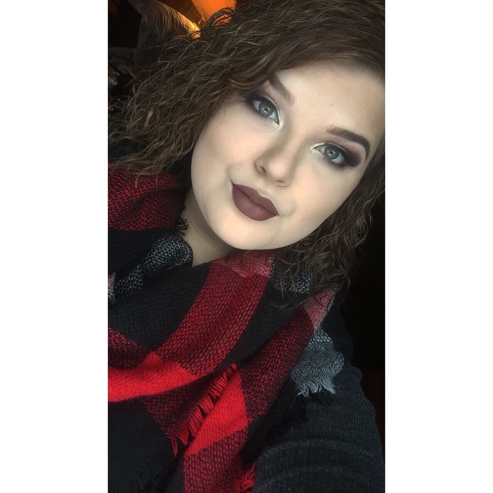 Meet your Posher, Kristen